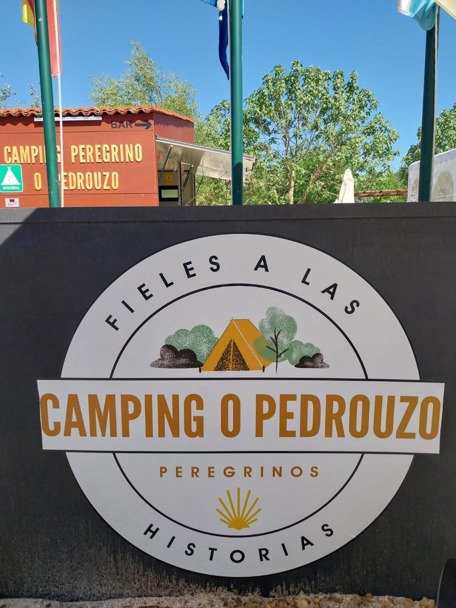 Kampaoh O Pedrouzo Hotel Kültér fotó